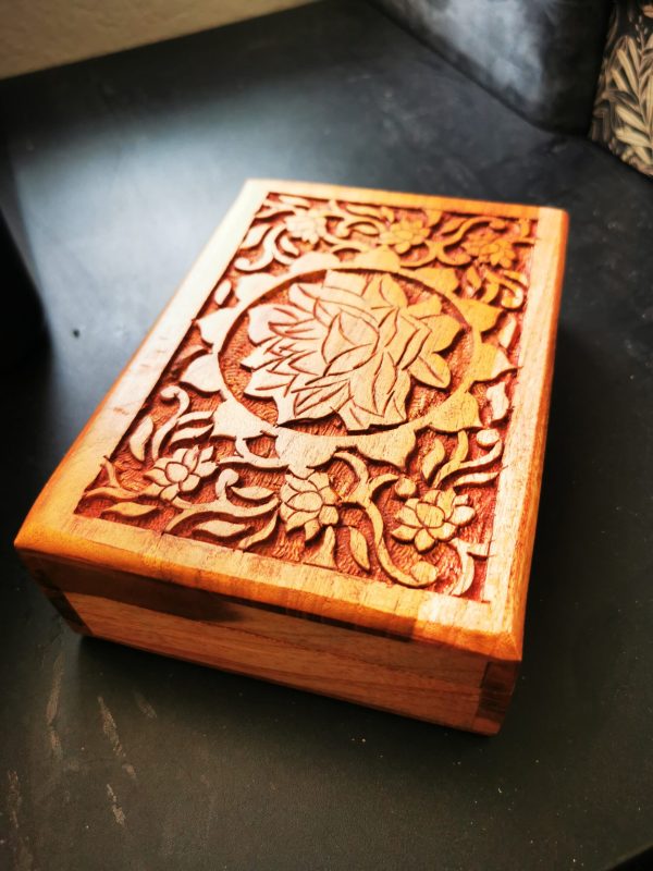 Portable Spiritual Altar Box Set (Lotus Flower)